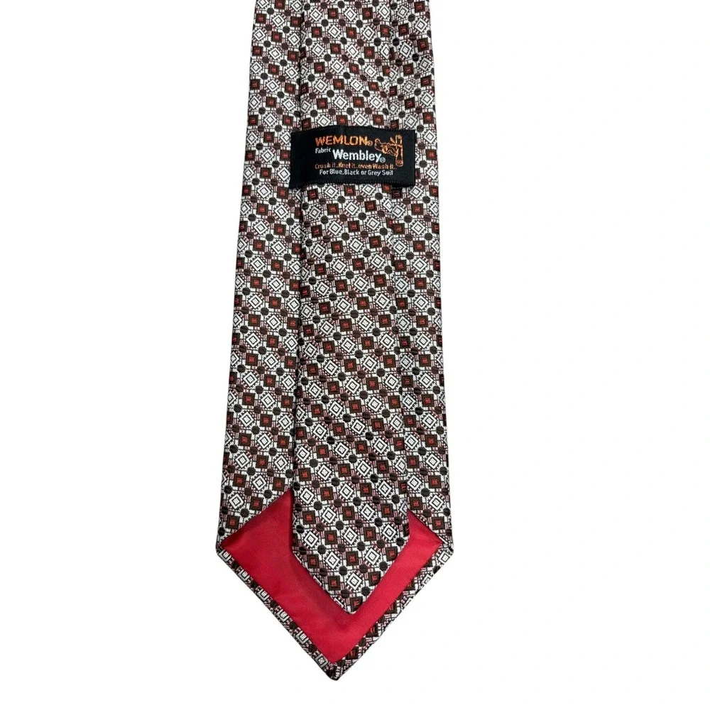 Wembley Wemlon Mens Tie Brown Red White Geometric Diamond Pattern Vintage